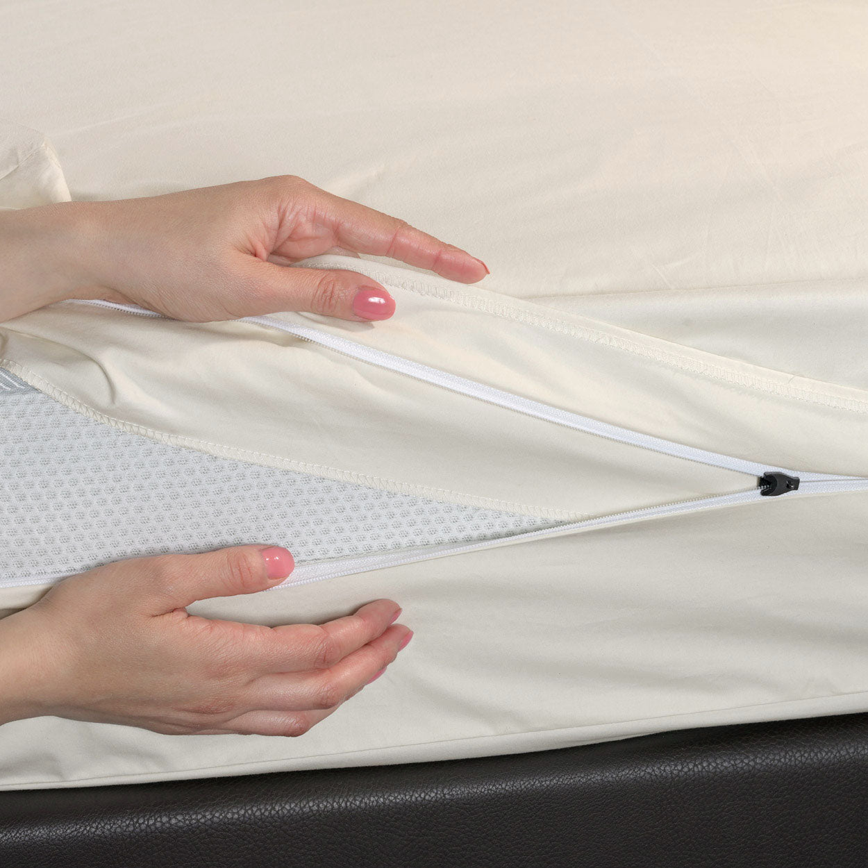 Softsan® Encasing für Boxspring Topper aus Bio Baumwolle | Schutzbezug für Allergiker