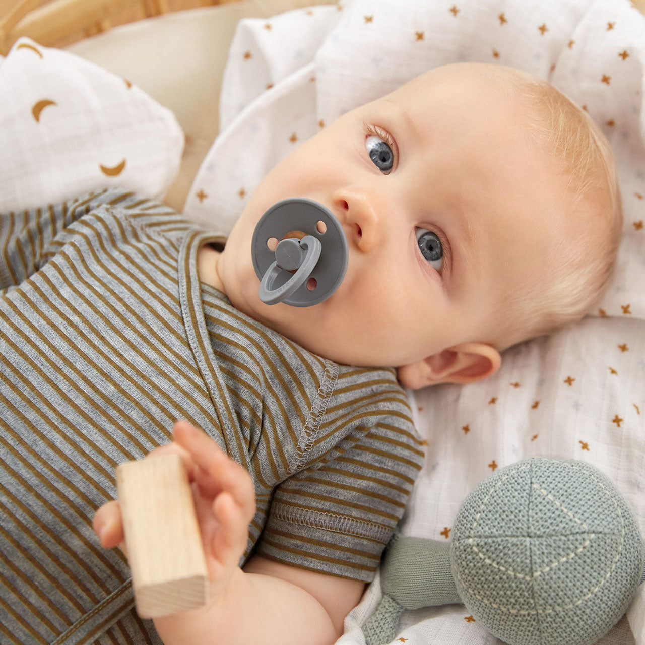 Lässig Cozy Colors Baby-Wickelbody Kurzarm aus Bio Baumwolle