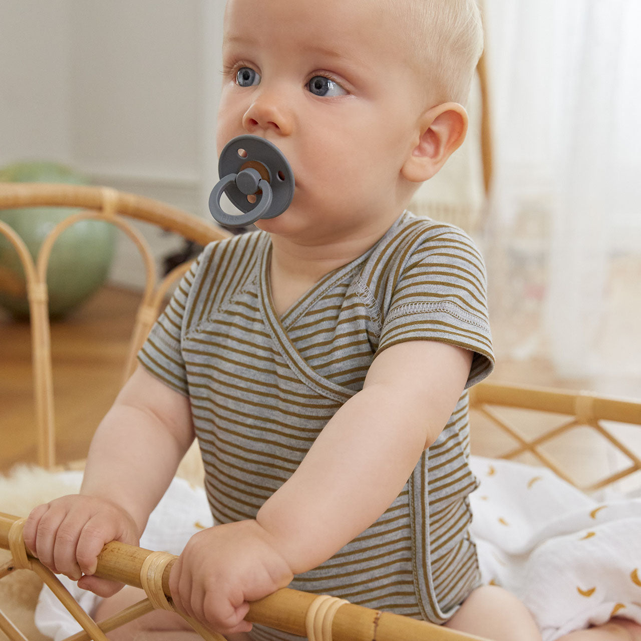 Lässig Cozy Colors Baby-Wickelbody Langarm aus Bio Baumwolle