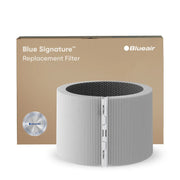 Blueair Blue Signature Ersatzfilter, runder Rundfilter mit Faltenpapier, davor Verpackung mit Echtheitssiegel
